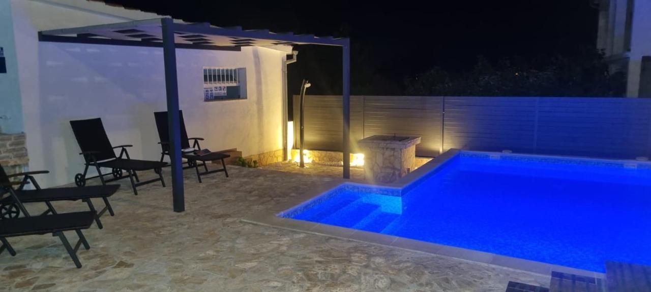 Kuca Za Odmor Angelina Villa Primosten Exterior photo